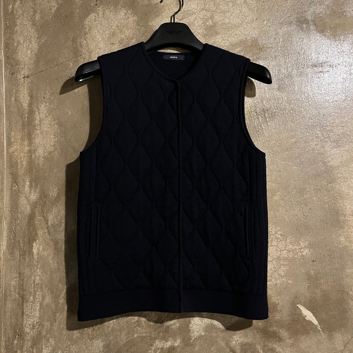 헤지스 니트 자켓 베스트 상품이미지1