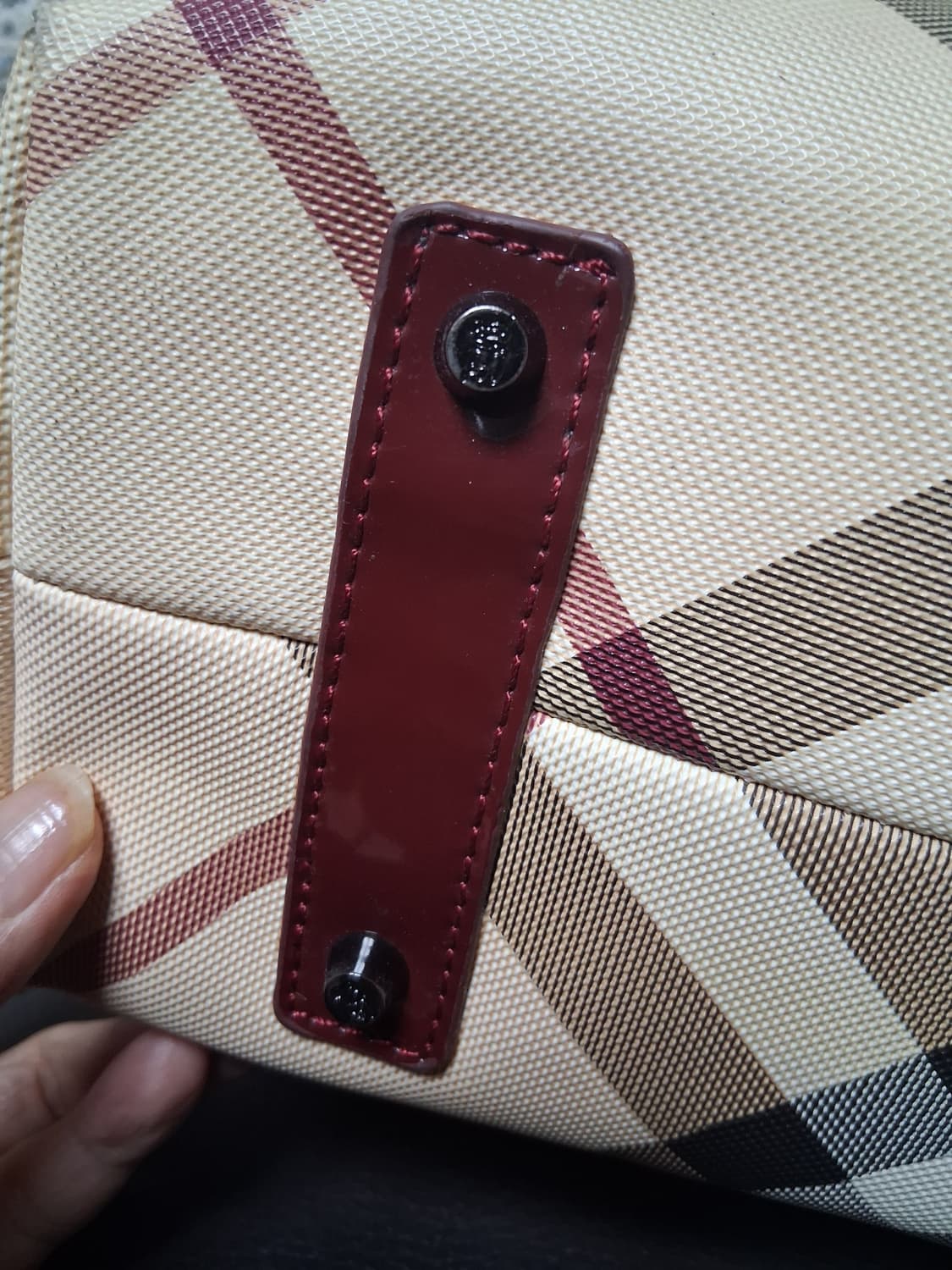 버버리노바체크숄더백 상품이미지4