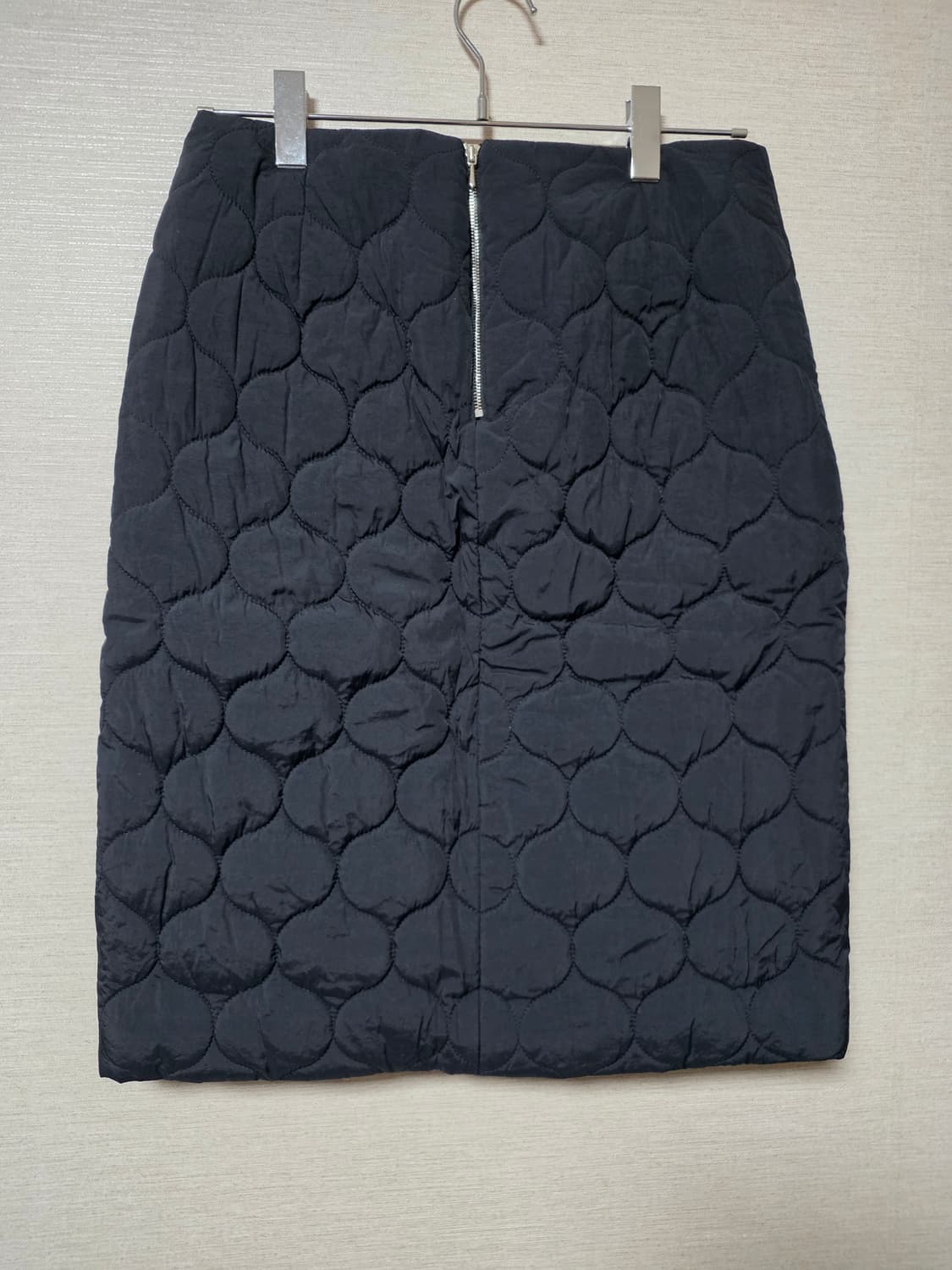 고급보세 리버 워터 어드레스 퀼팅 스커트 상품이미지1