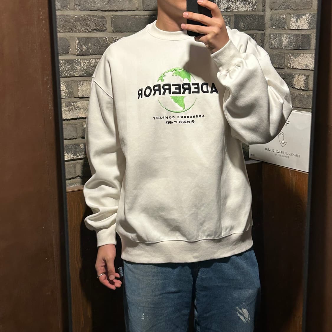 A1) 아더에러 유니버셜 스펠로고 맨투맨 티셔츠 상품이미지7