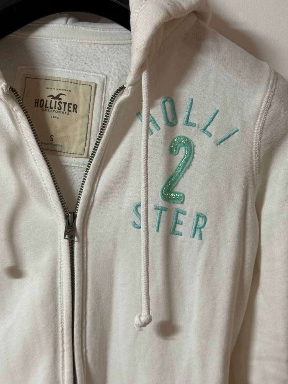 홀리스터 아이보리 후드집업 S 딱붙핏 상품이미지4