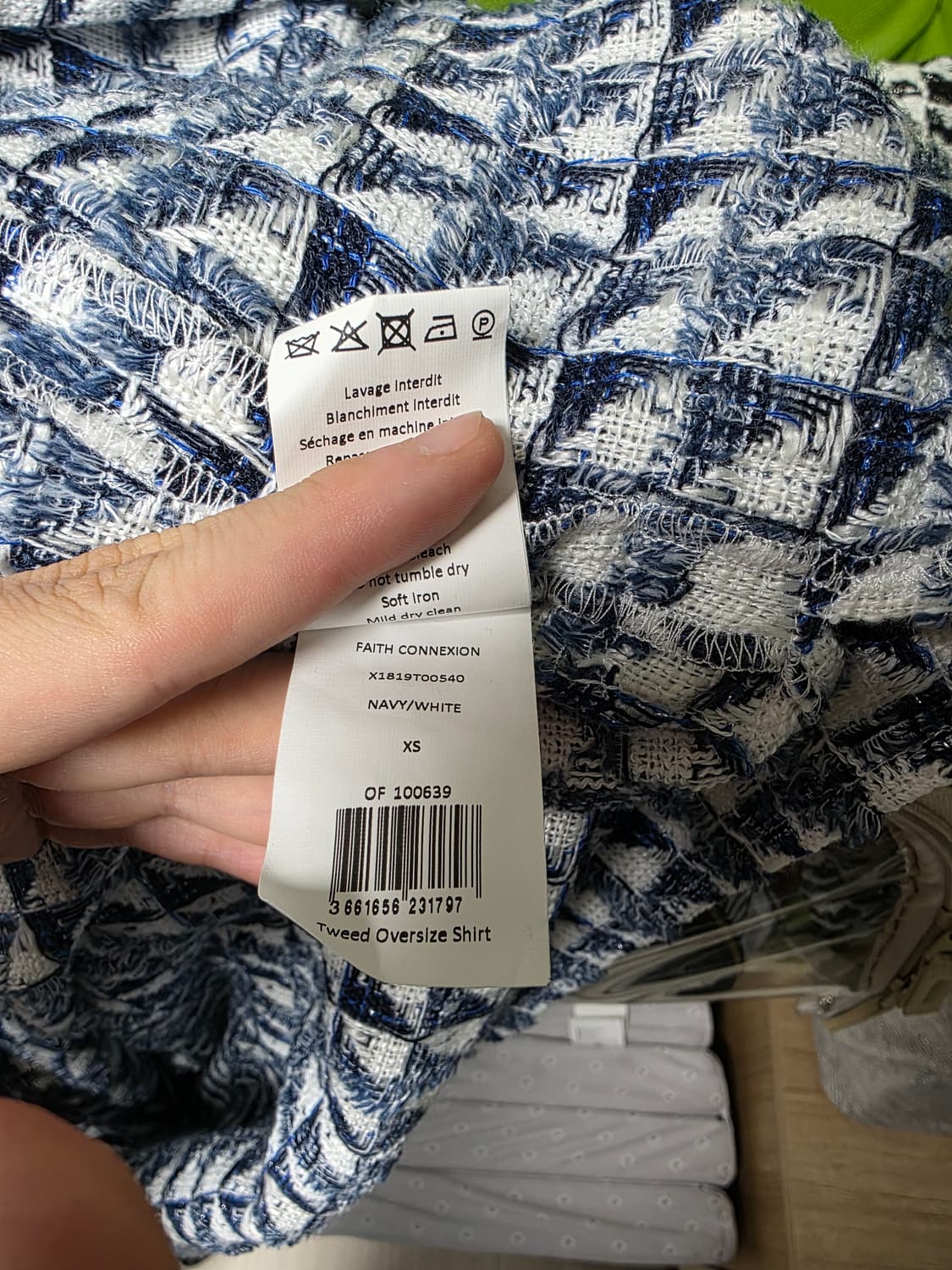 페이스커넥션 트위드 셔츠 xs사이즈

X1819T00540 상품이미지4