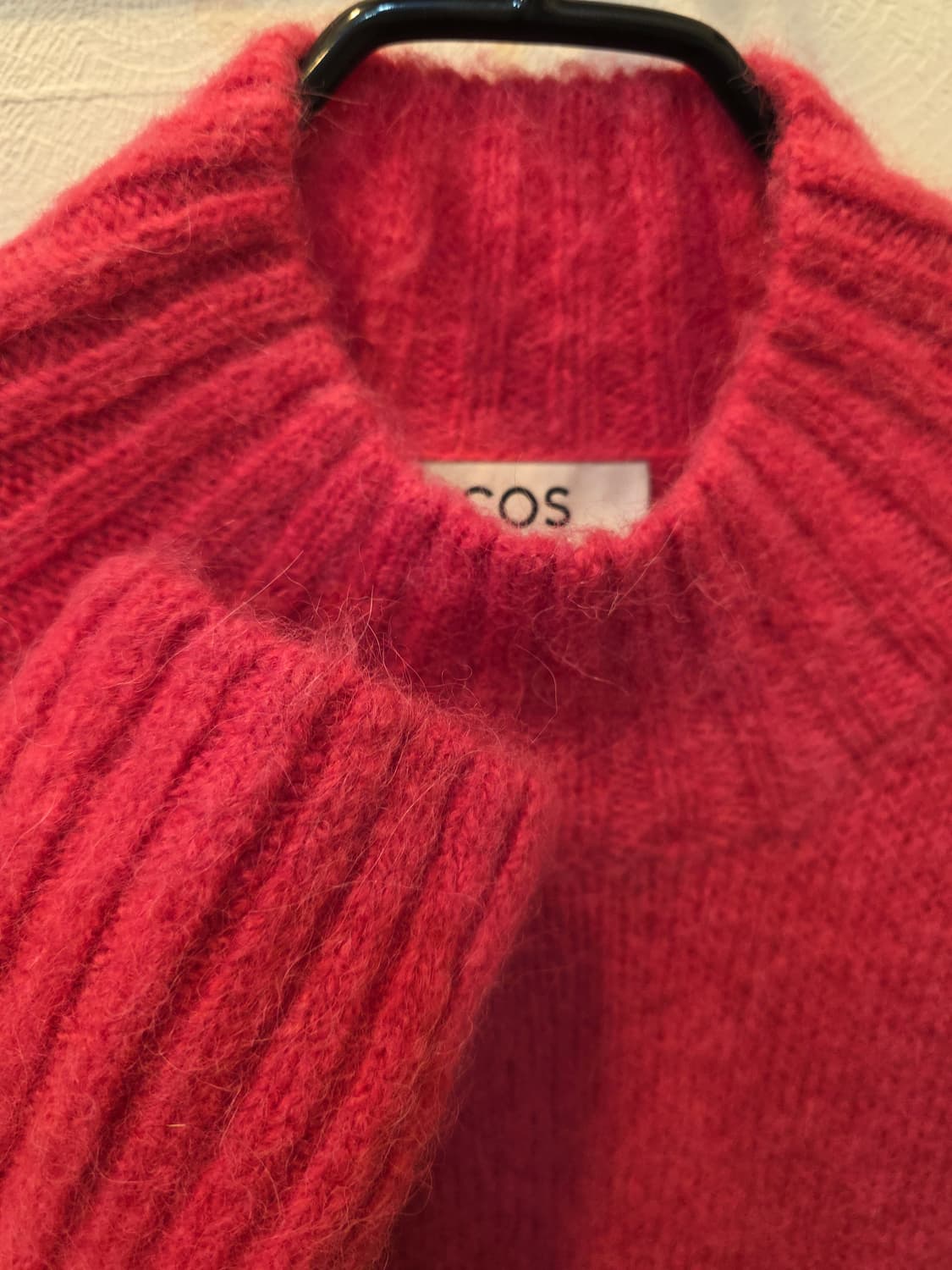 COS 핑크 모헤어 니트 스웨터 상품이미지4