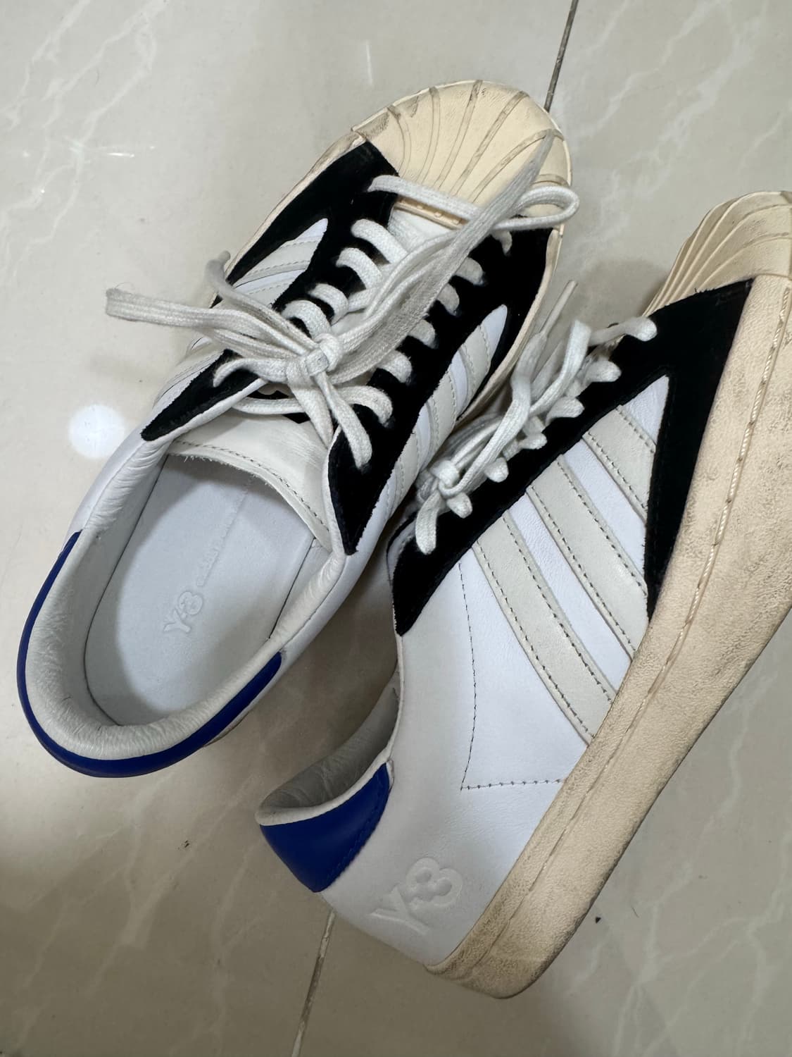 y-3 요지스타 흰파검 230 상품이미지3