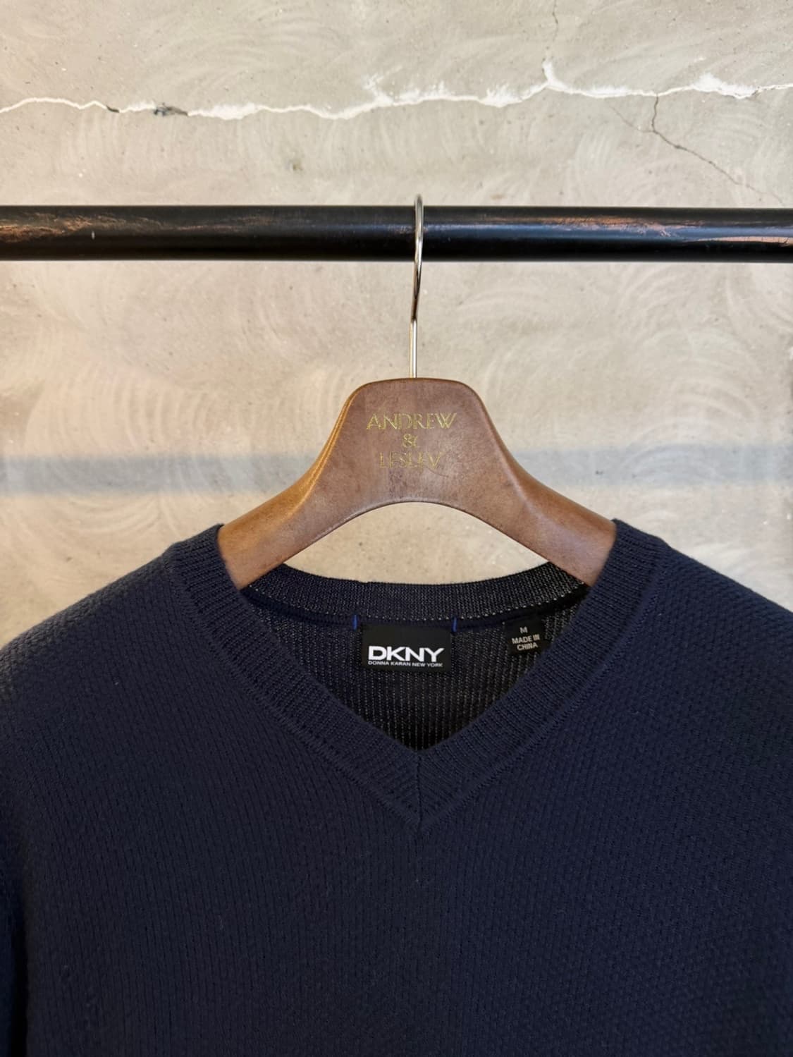 DKNY 브이넥 니트 100 상품이미지3