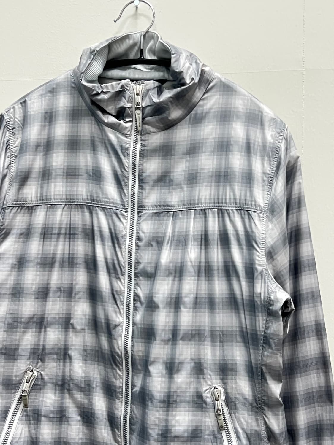 마모트 우먼스 체크패턴 우븐 자켓 상품이미지3