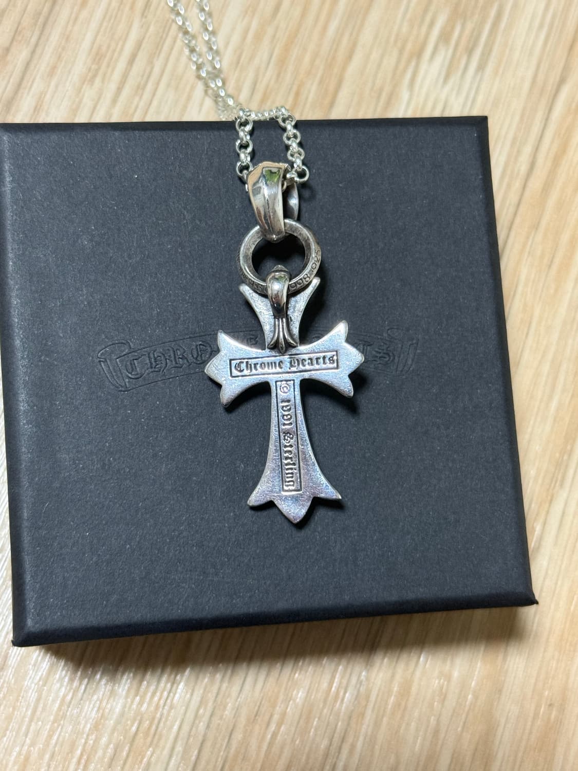 크롬하츠 CH크로스 위드베일 펜던트 상품이미지4