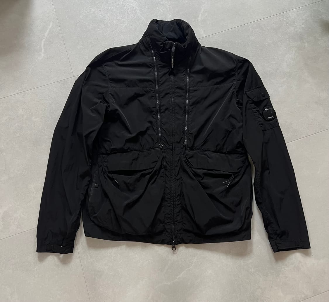 Cp company 크롬-R 블랙 자켓 상품이미지1