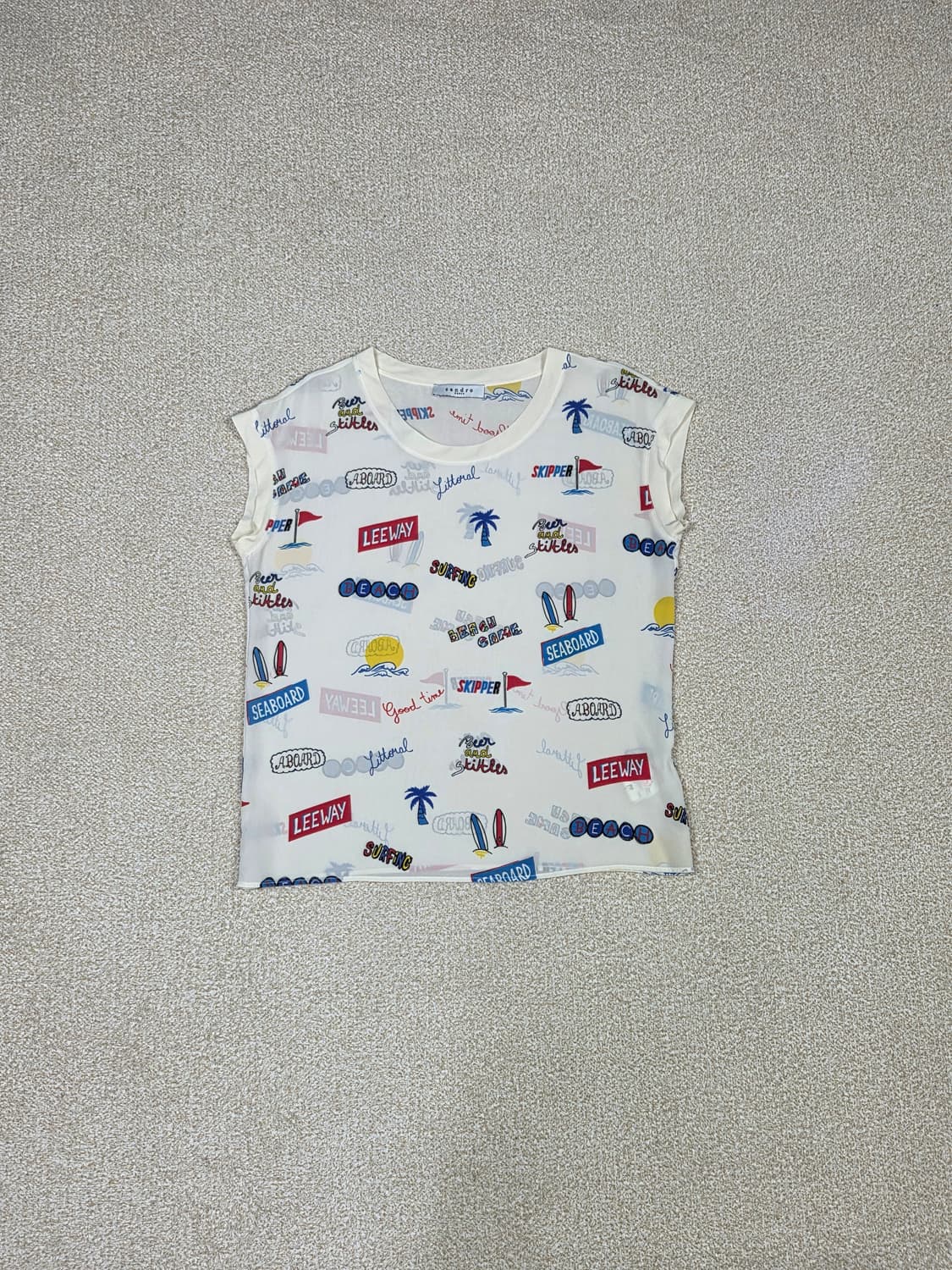 [산드로] 비치 프린트 실크 슬리브리스 블라우스 | S00042 상품이미지1