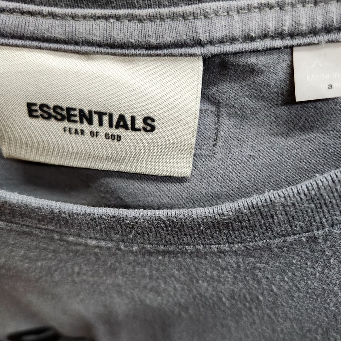 피어오브갓 에센셜 3D 실리콘 로고 반팔티 XL(XL) 상품이미지6