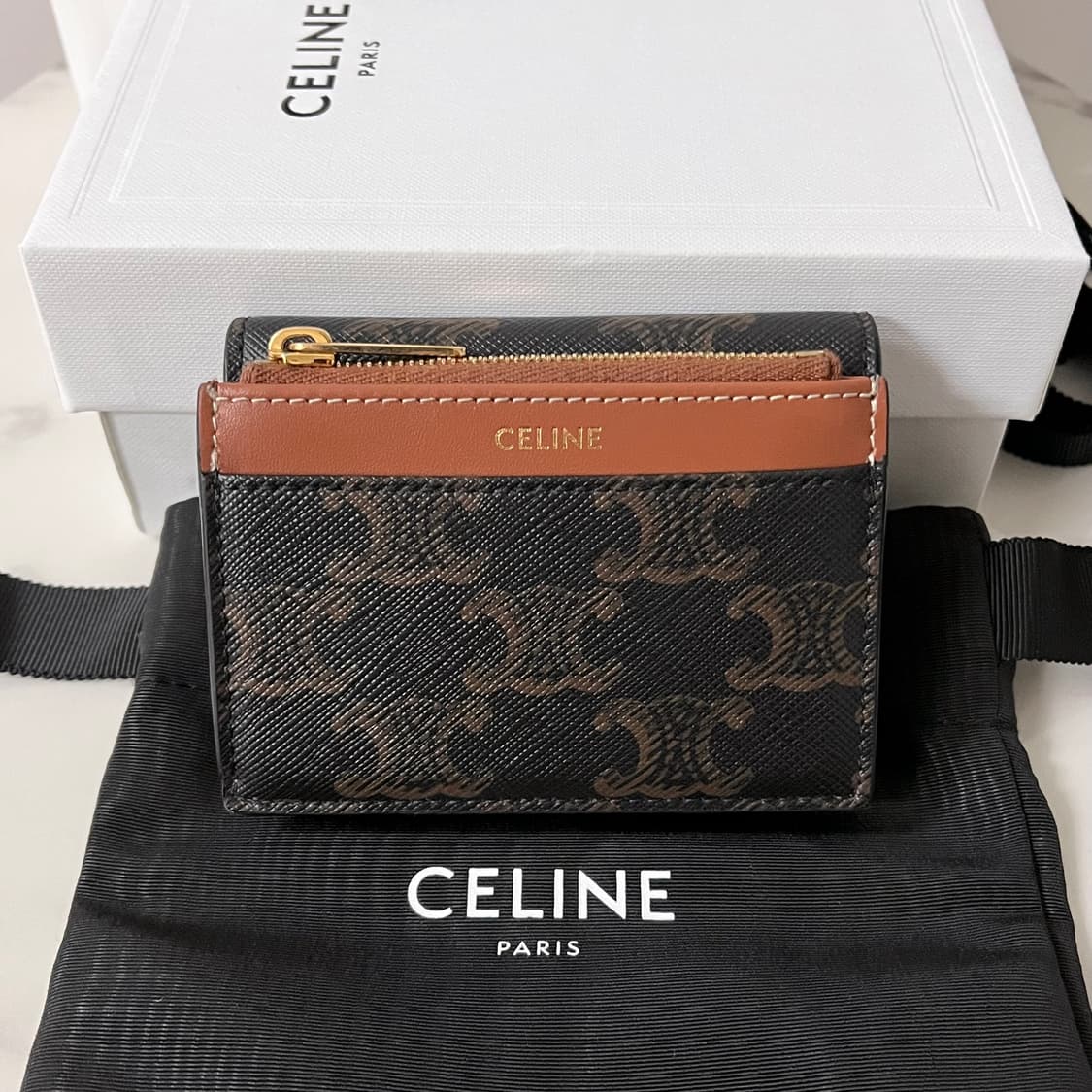 [S급/정품] 셀린느 트리옹프 여성 플랩 반지갑 상품이미지2