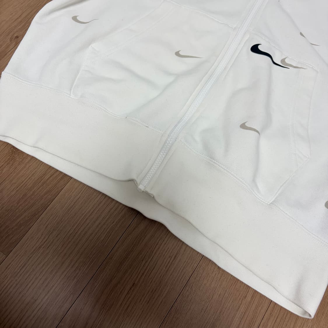 나이키 빈티지 스우시 화이트 후드집업 후집 상품이미지3