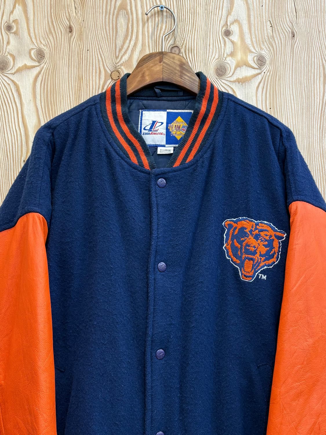 90s 로고어슬레틱 NFL 시카고 베어스 바시티 자켓 상품이미지2