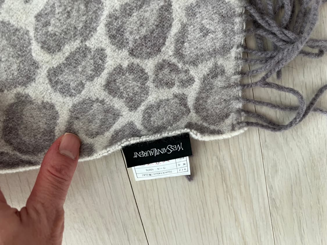 Yves Saints  Laurent  상품이미지8