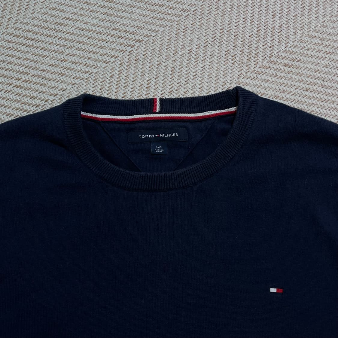 [정품] 타미 네이비 라운드 니트 [ L ] 상품이미지4