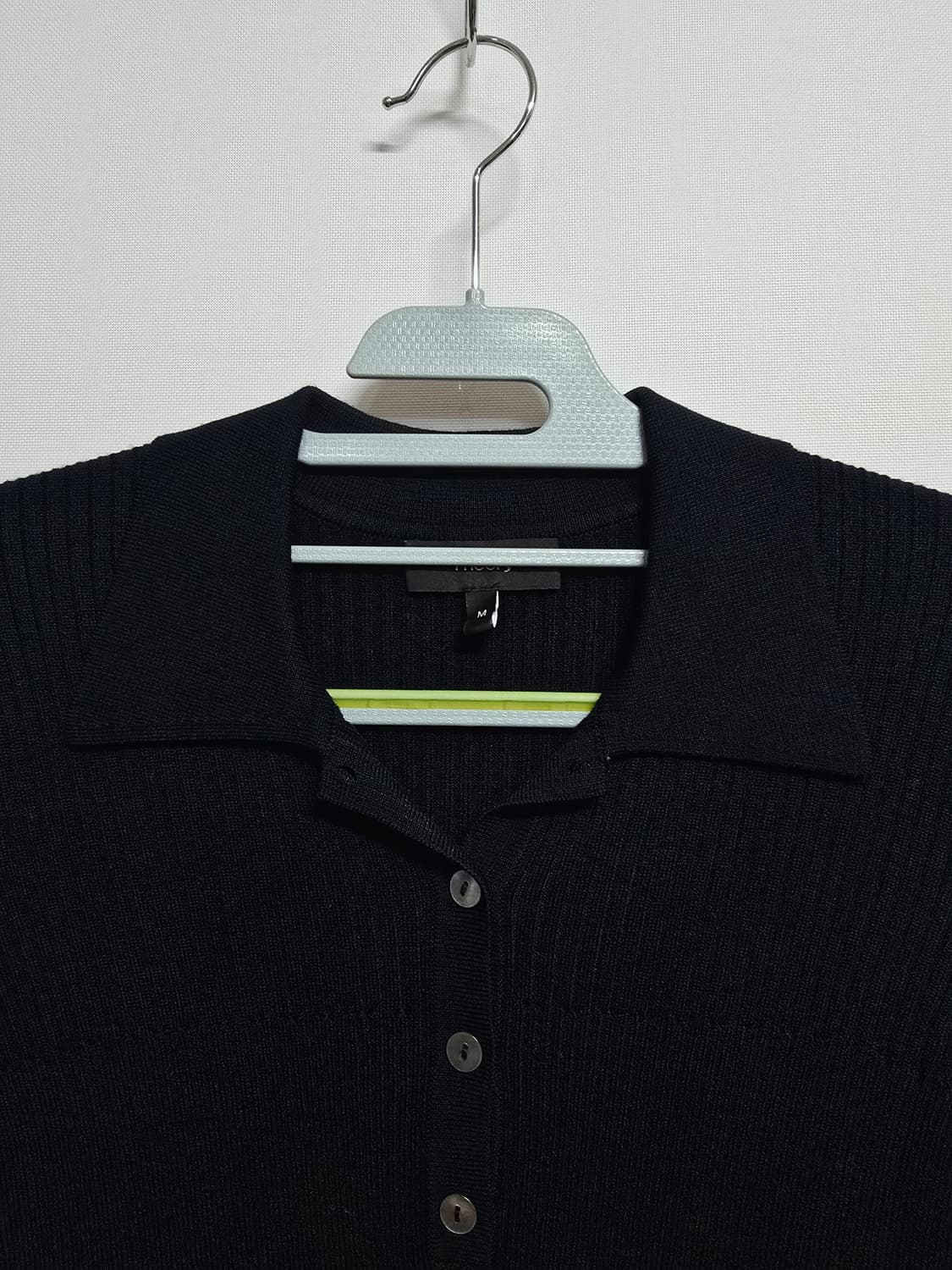 띠어리  반팔 카라 니트m 상품이미지2