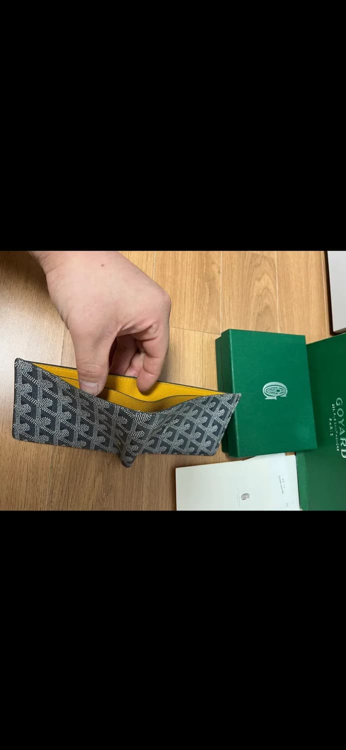 고야드 빅투아르 스페셜 그레이 반지갑 판매합니다. 상품이미지4