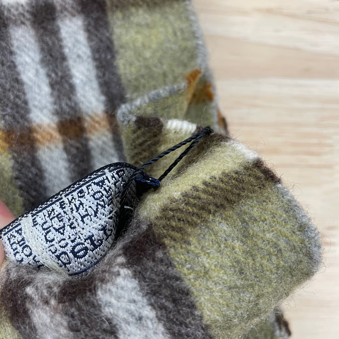 버버리 정품 캐시미어 머플러 그린 상품이미지4