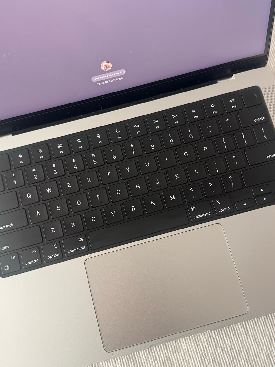 맥북프로 14인치 M1 Pro 16GB S급 상품이미지6