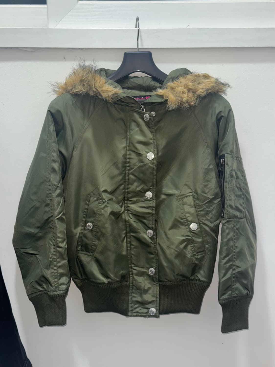 [LOVETOXIC] 러브톡식 카키 크롭 야상/항공점퍼 상품이미지1