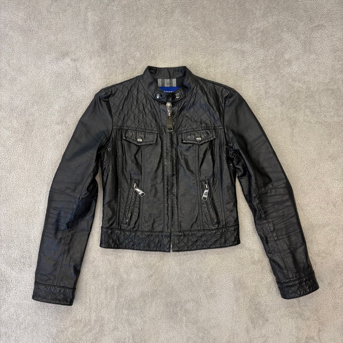버버리 레더 크롭 자켓 상품이미지2