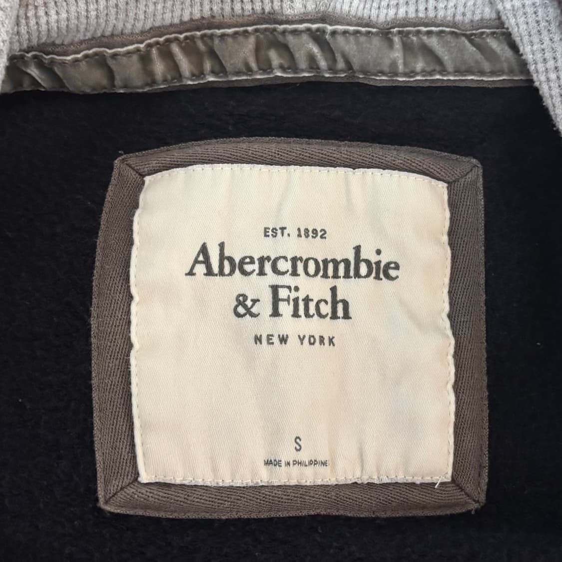 대대장 아베크롬비 딱붙핏 다크네이비 후드집업 s 상품이미지2