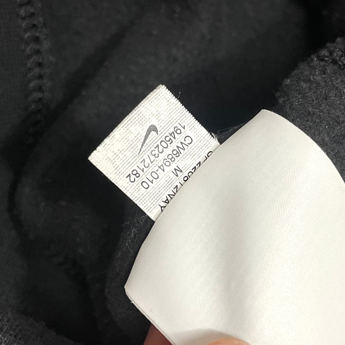 나이키 스우시로고 블랙 기모 후드티셔츠 남성M 상품이미지4