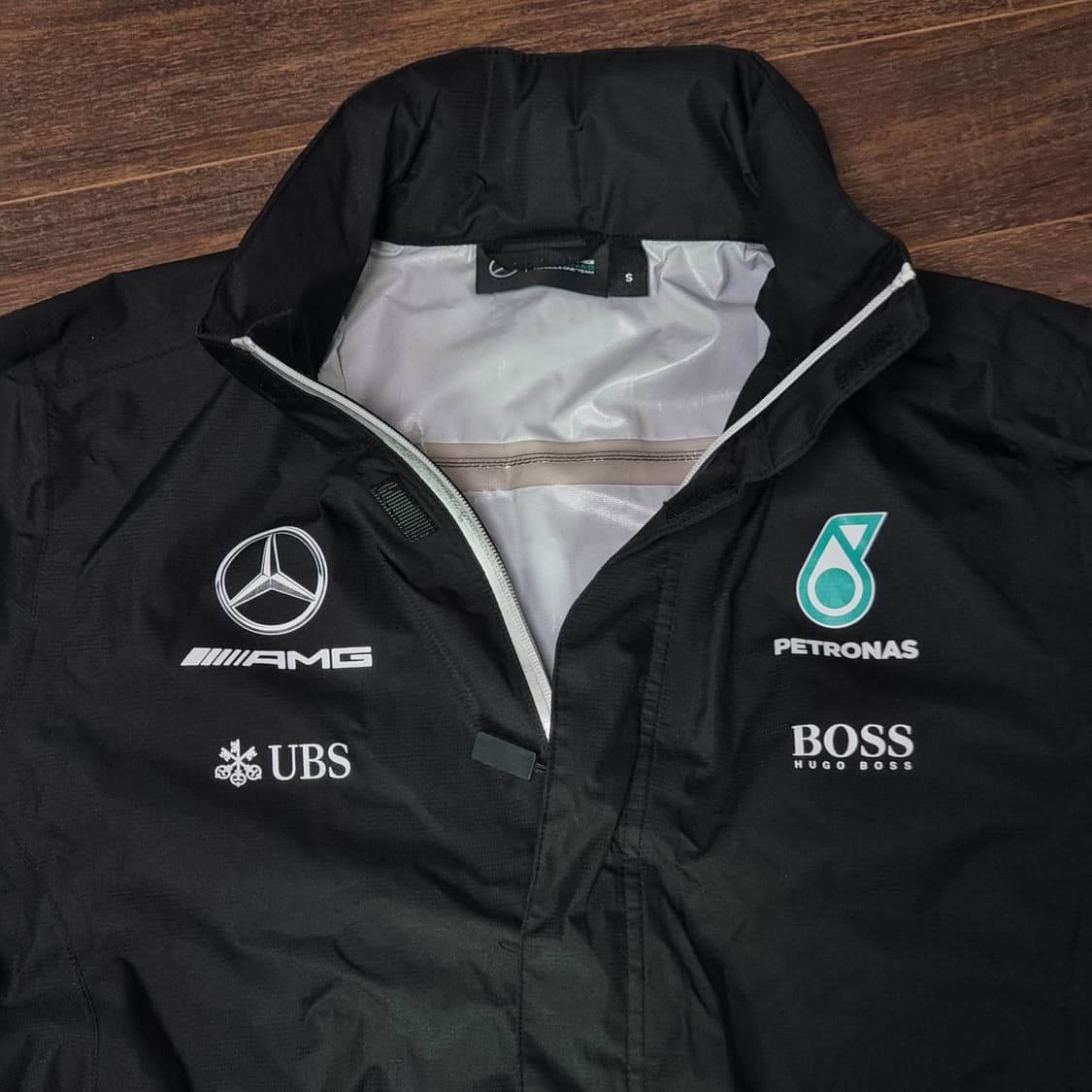 F1 메르세데스 AMG 페트로나스 팀 레인자켓 유니폼 S 상품이미지2