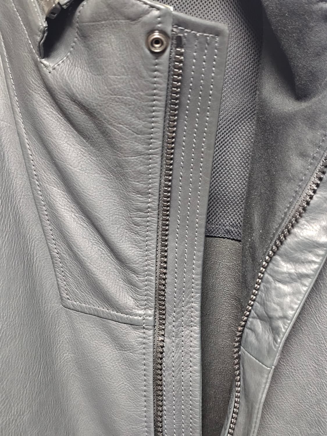 스톤아일랜드 OPAQUE LEATHER 자켓 상품이미지5