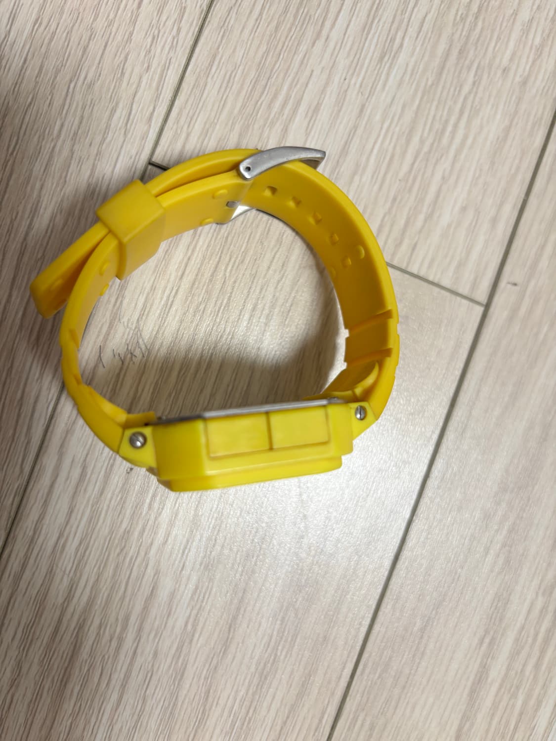 리바이스 옐로우 레트로 디지털 시계 상품이미지4