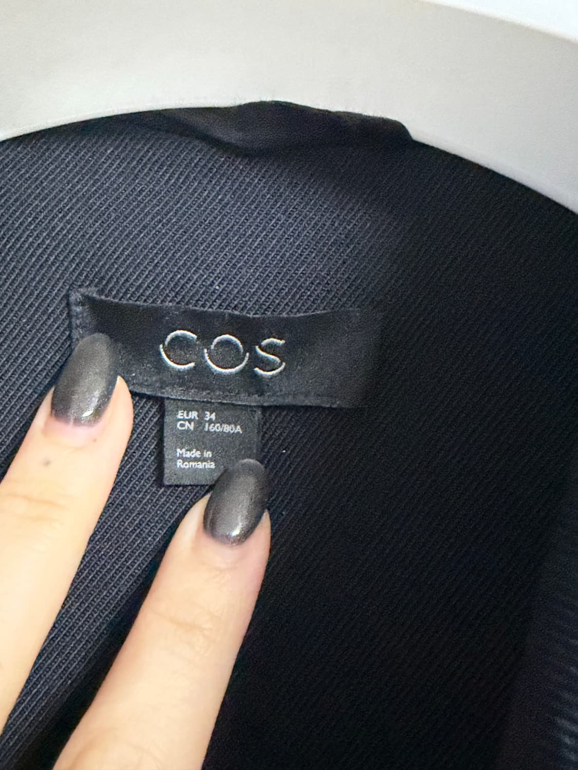 COS 네이비 코트 상품이미지3