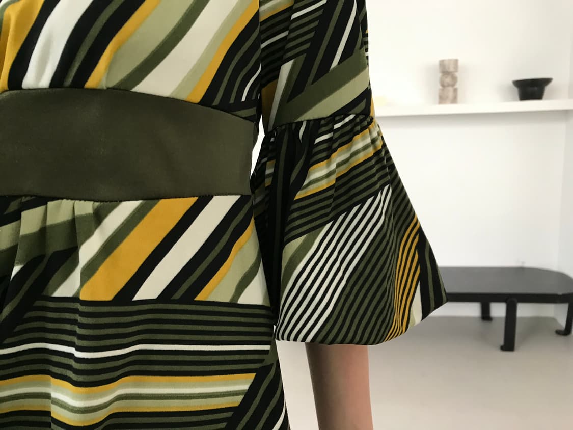 vintage green pattern top 상품이미지3