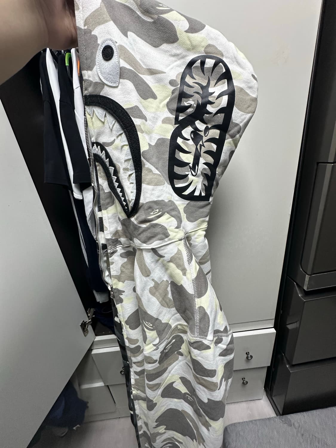 베이프 샤크후드 야광 상품이미지3