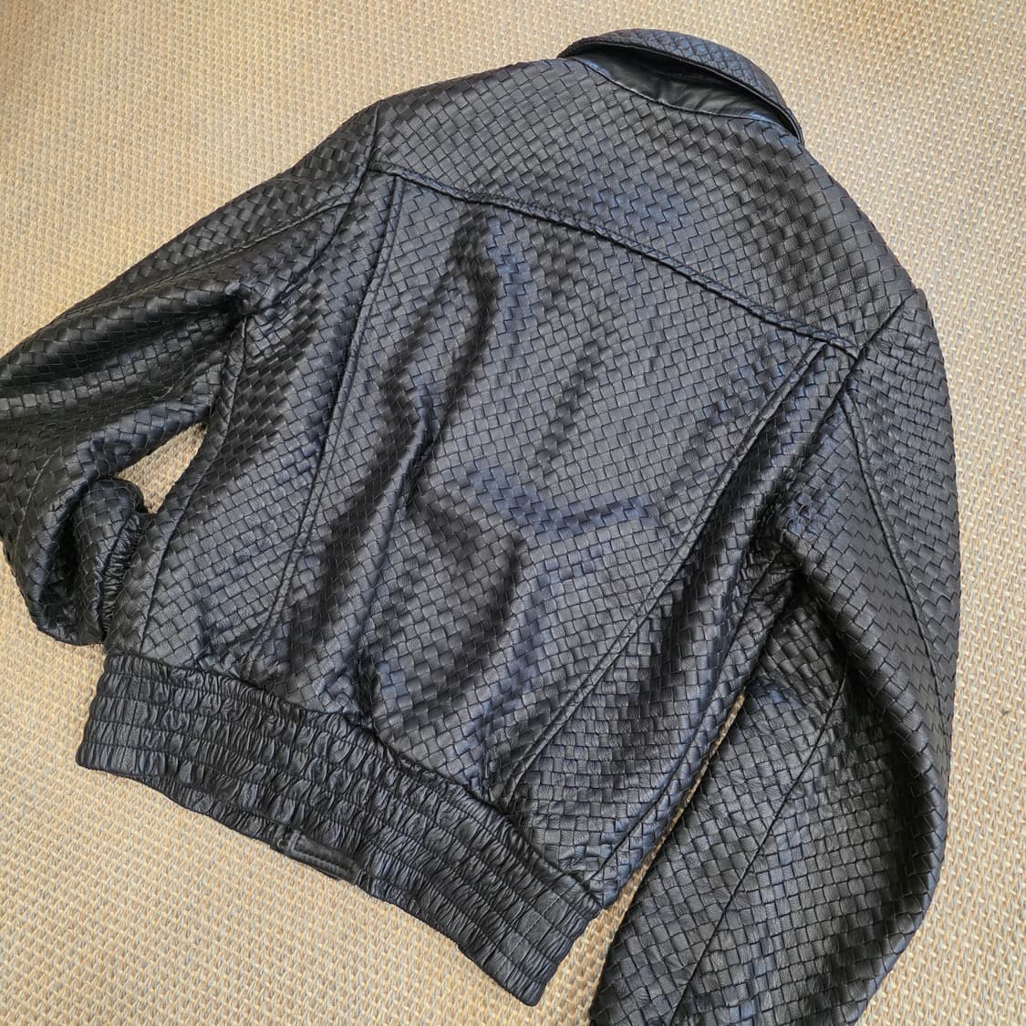 [명작] 보테가베네타 종결템 이탈리안 최고급 나파레더 블루종 인트레치아토 상품이미지7