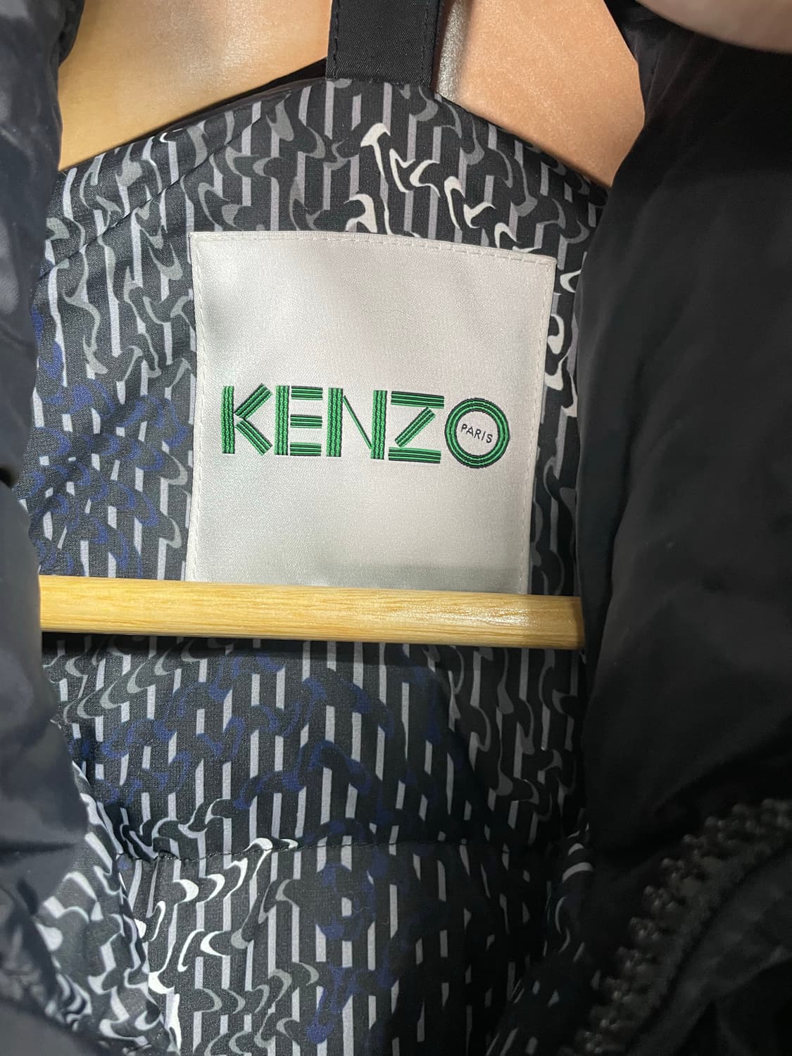 겐조 블랙 야상 숏 패딩 (on.102)    상품이미지6