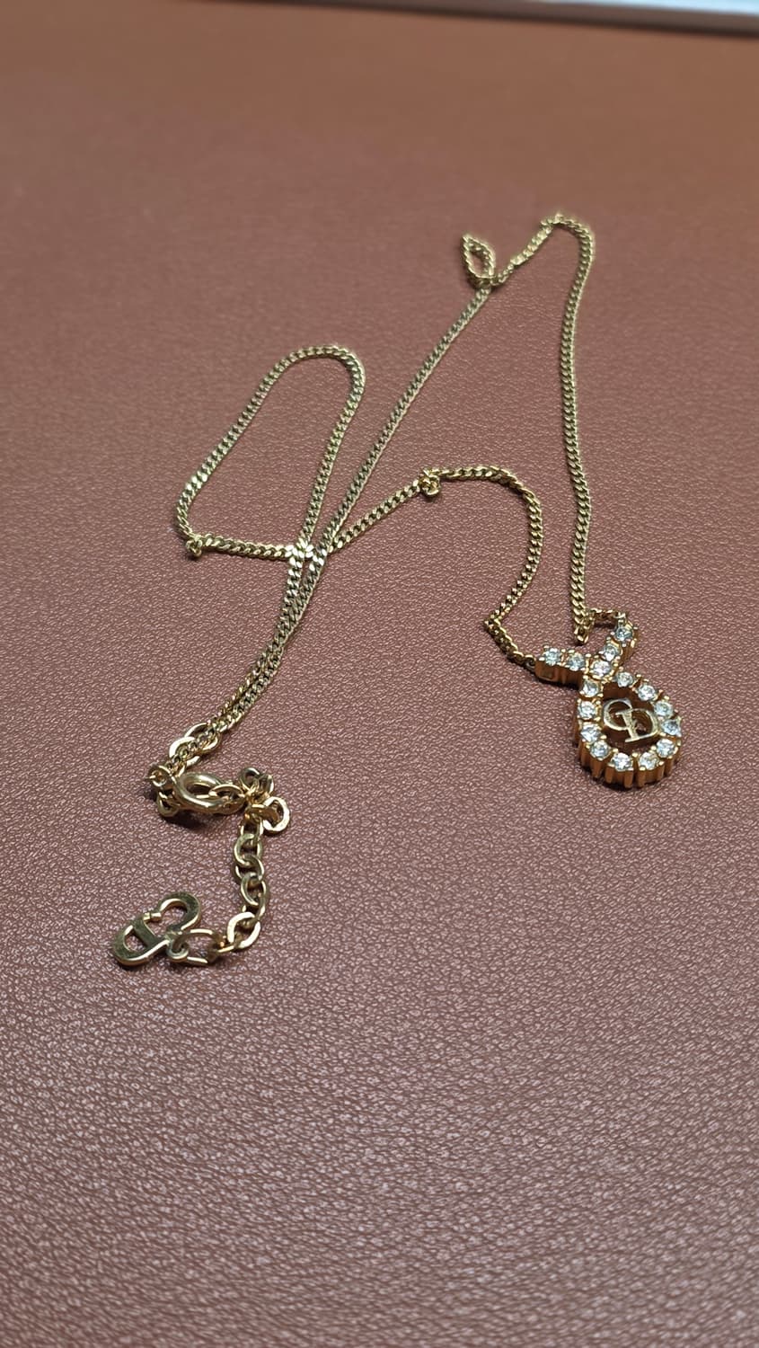 디올 Dior 정품 빈티지 꼬임 큐빅 CD 로고 목걸이 상품이미지3