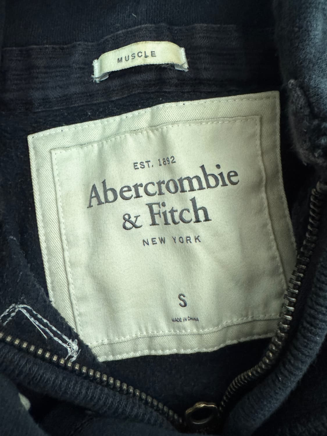 남녀공용!! 아베크롬비 아치로고 기모 후드집업 네이비 s 상품이미지3