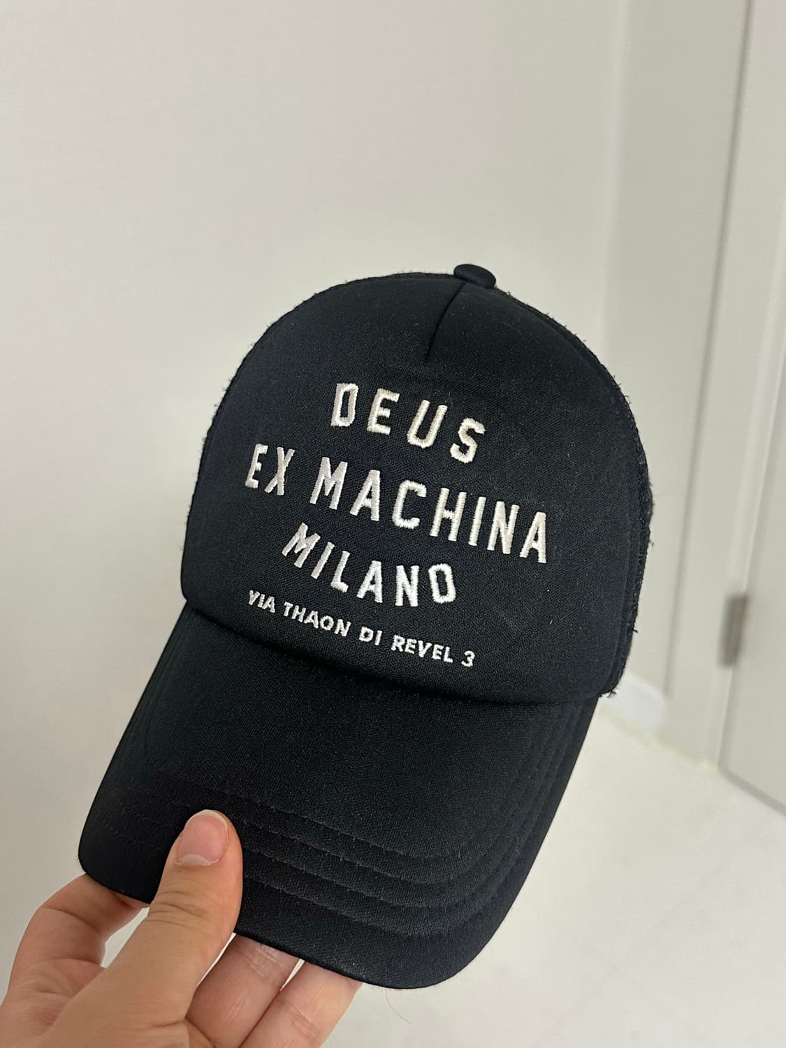 데우스 엑스 마키나 밀라노 캡 상품이미지1