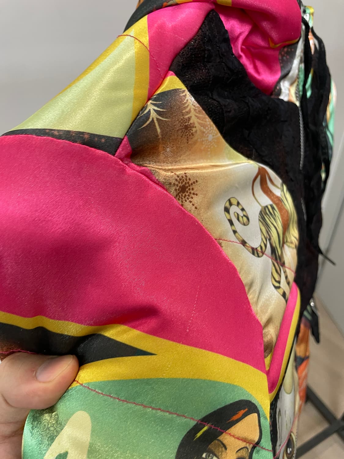 (40) Custo 쿠스토 바로셀로나 아이코닉 패턴 후드 점퍼 상품이미지10