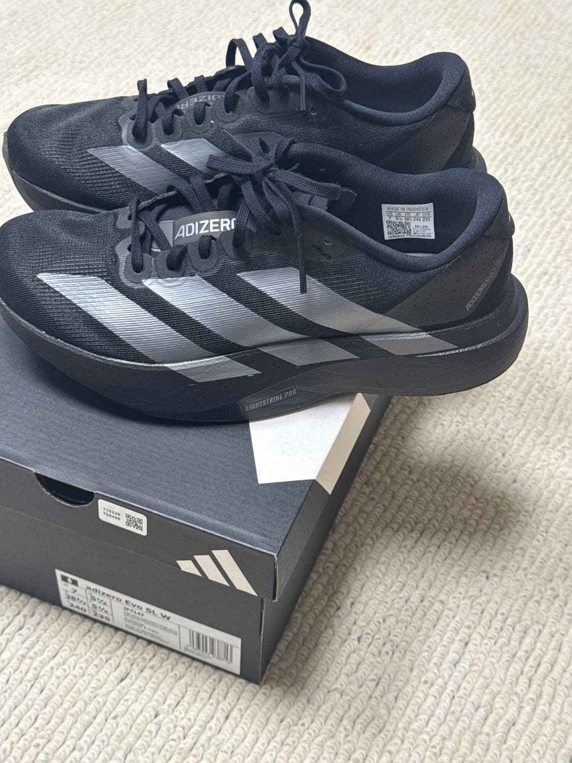 아디제로 EVO 240 코어블랙 아이언 메탈릭 상품이미지4