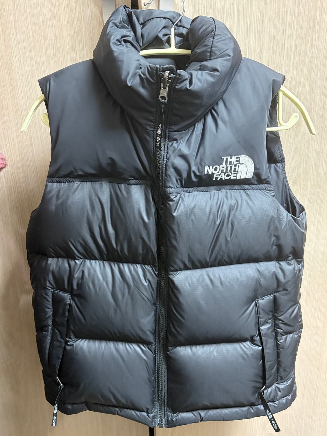 노스페이스 1996 에코 눕시 베스트 블랙 상품이미지2