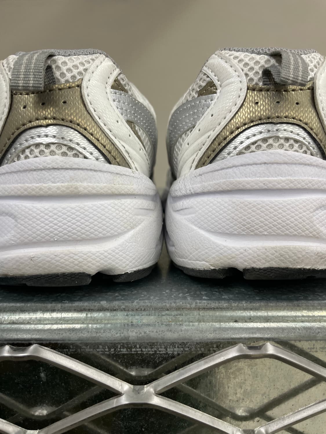 뉴발란스 530 화이트 실버 230 (gr-4237) 상품이미지10