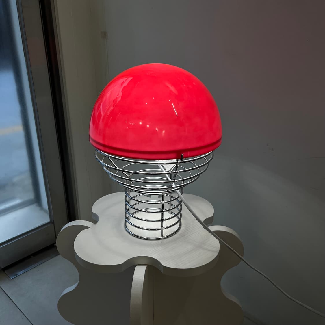 미드센추리 글라스 레드 조명 상품이미지2