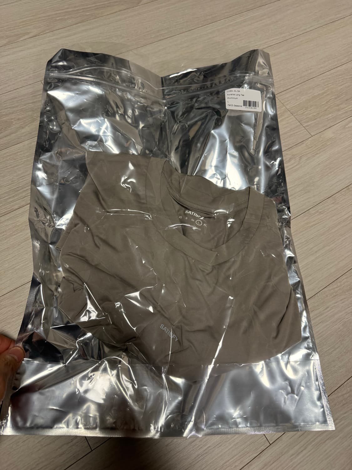 세티스파이 satisfy 아우라라이트 롱슬리브 새상품 상품이미지5