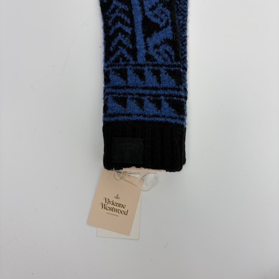 데드스탁 비비안웨스트우드 워머 장갑 상품이미지3