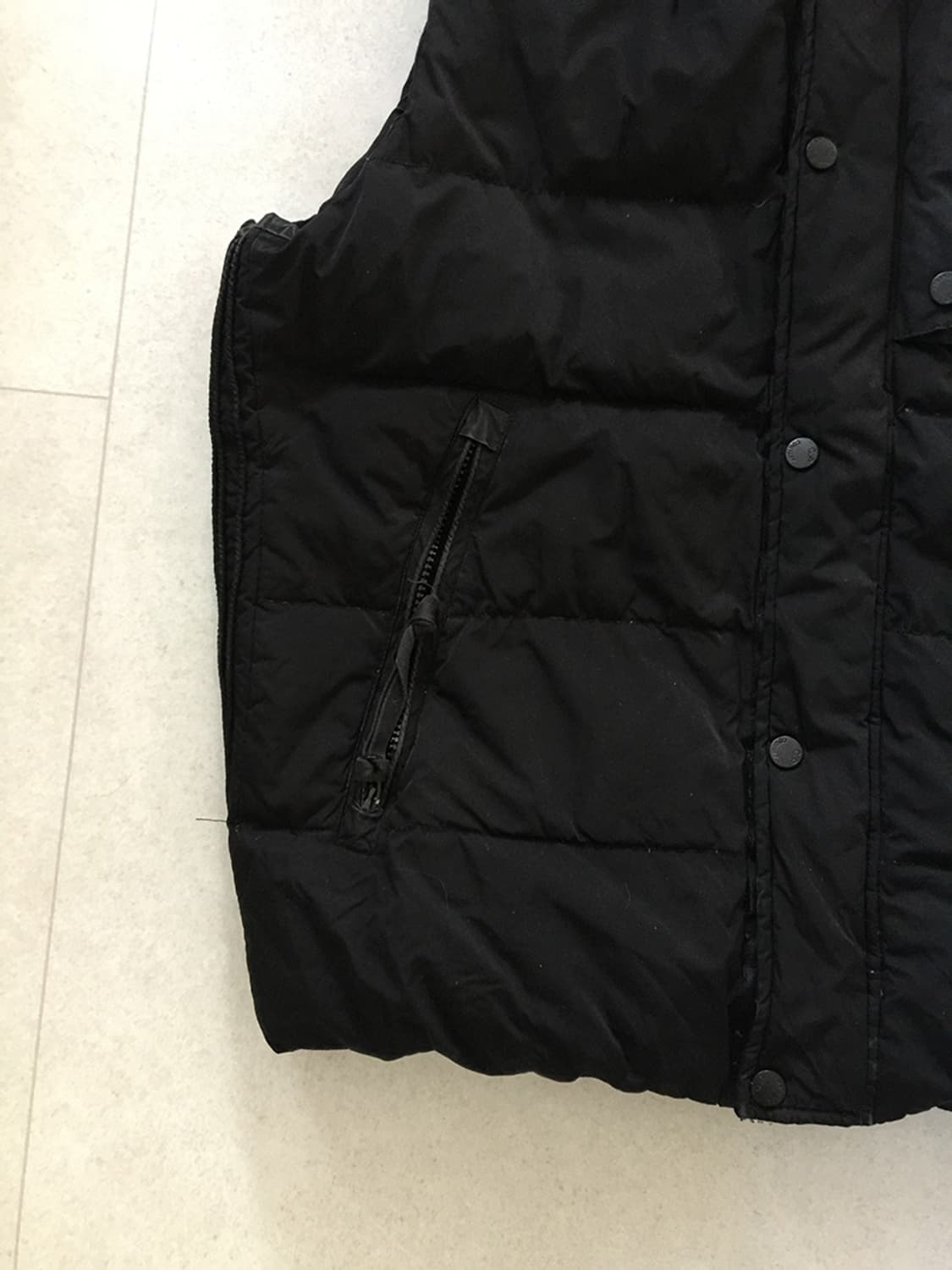 C.P. Company Goggle Hood Down Vest 100 상품이미지4