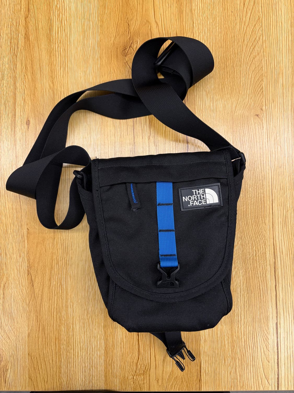 노스페이스 블랙 미니 크로스백 상품이미지1