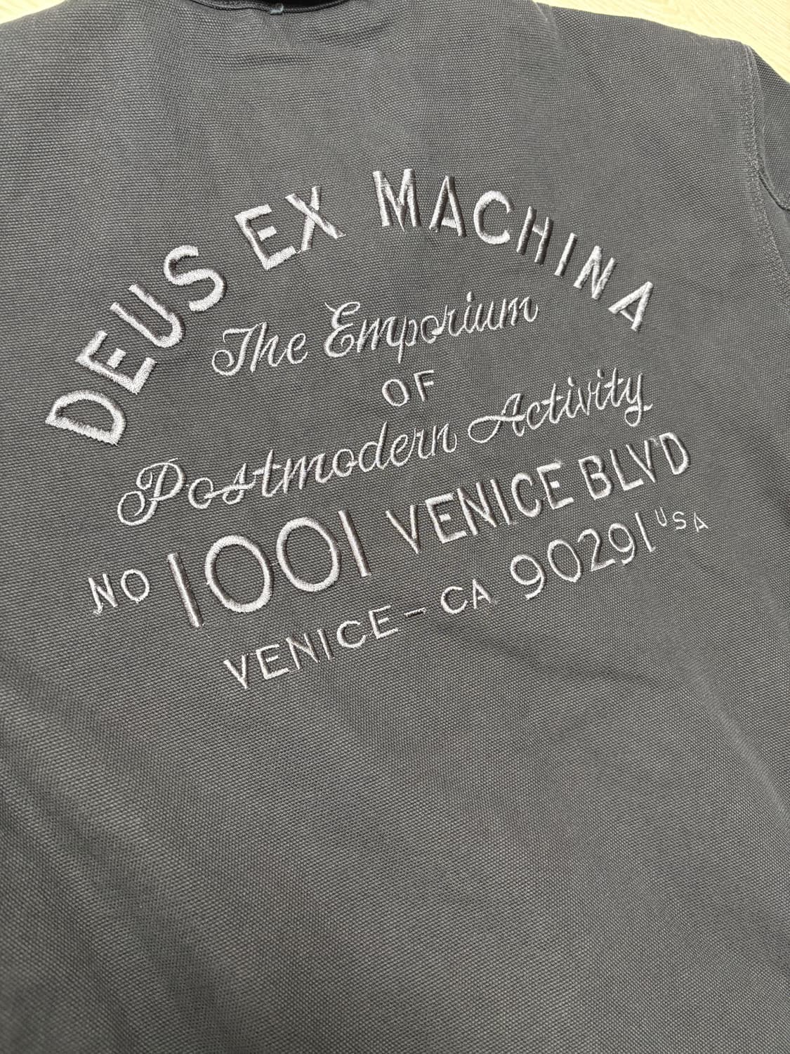 데우스 엑스 마키나 어드레스 워크자켓 새제품 판매합니다. 상품이미지2