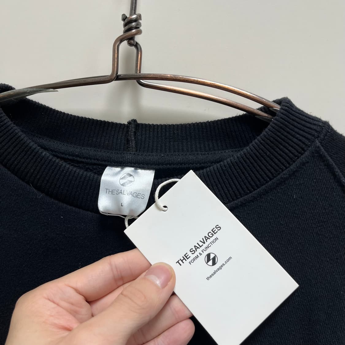 The Salveges reconstructed crewneck 상품이미지4