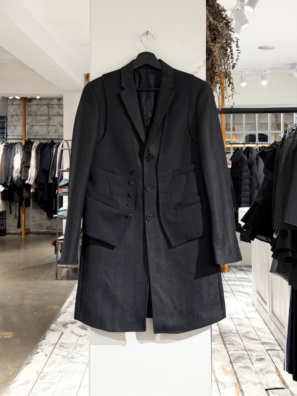 닐바렛 차콜 울 혼방 베스트 레이어드 블레이저 자켓 상품이미지1